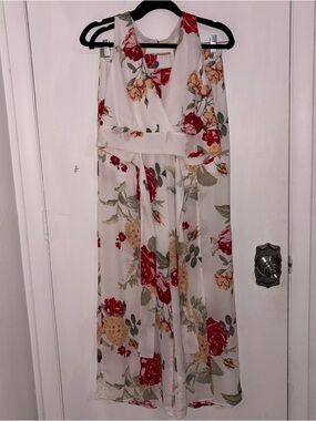 Ivory Floral Wrap Matching Set with Red & Yellow Blooms